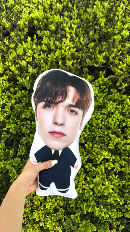 Seventeen💎 Vernon Talking Plushie 14"