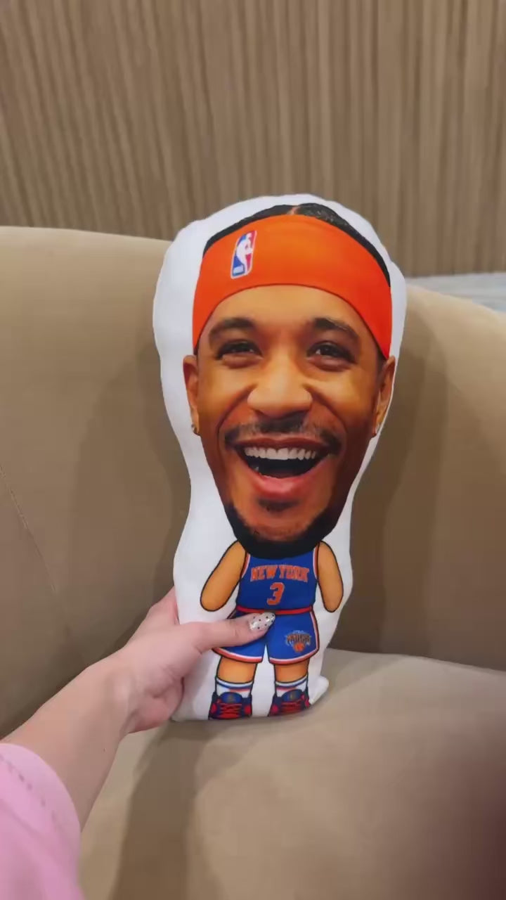 2026 Knicks Talking Dolls Set